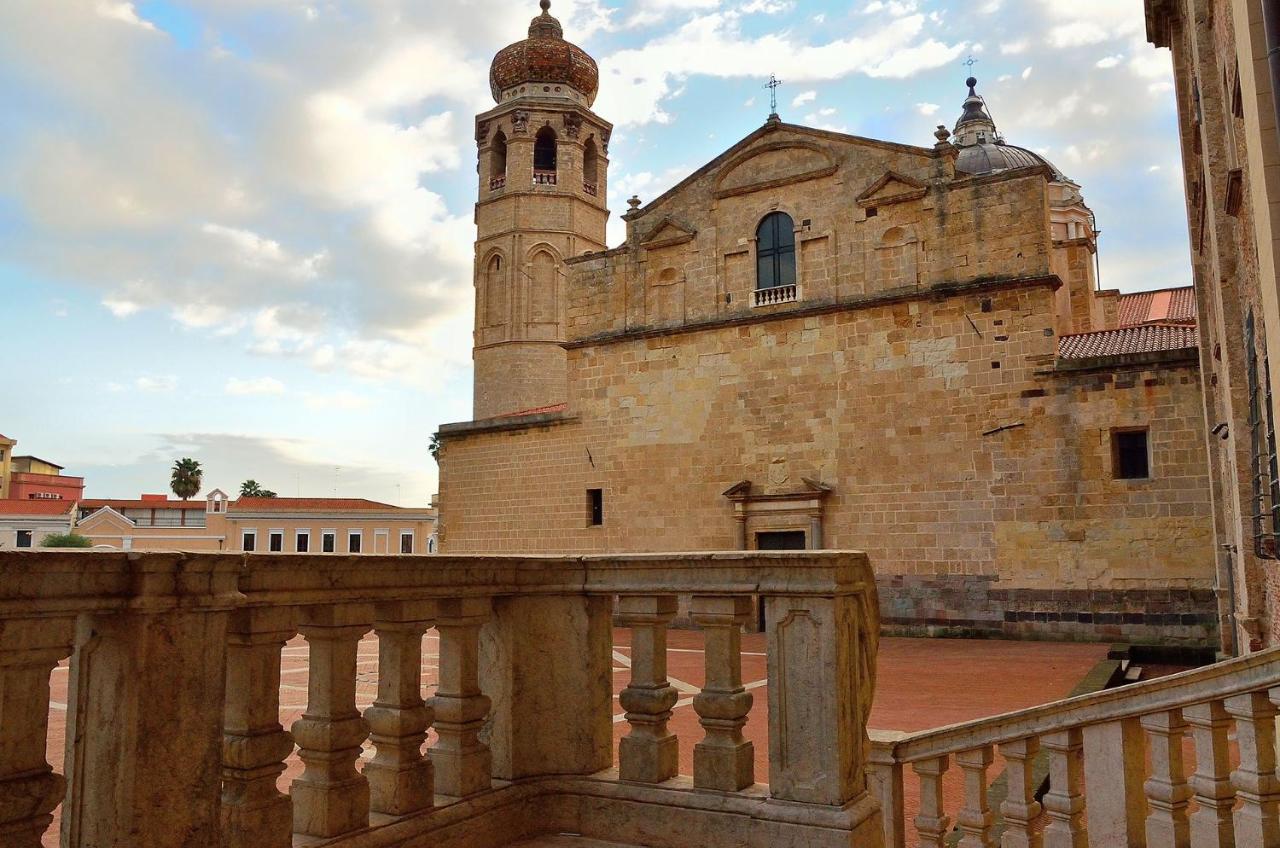 Dimora Del Chiostro Hotel Oristano Exterior foto